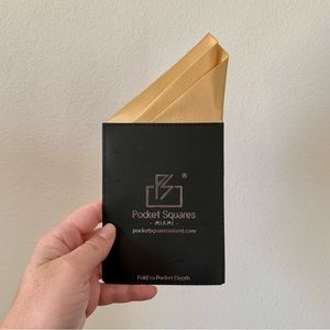 🤵‍♂️ Gold Pocket Square 🤵‍♂️